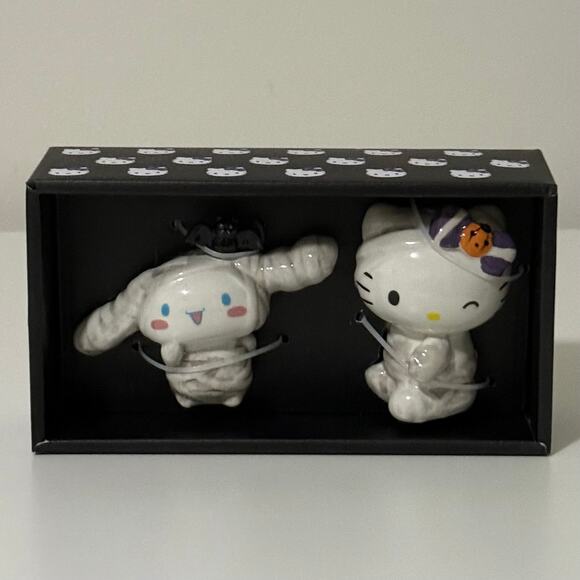 New Blue Sky Hello Kitty & Cinnamonroll Halloween Mummy Salt and Pepper Shakers - Picture 1 of 6